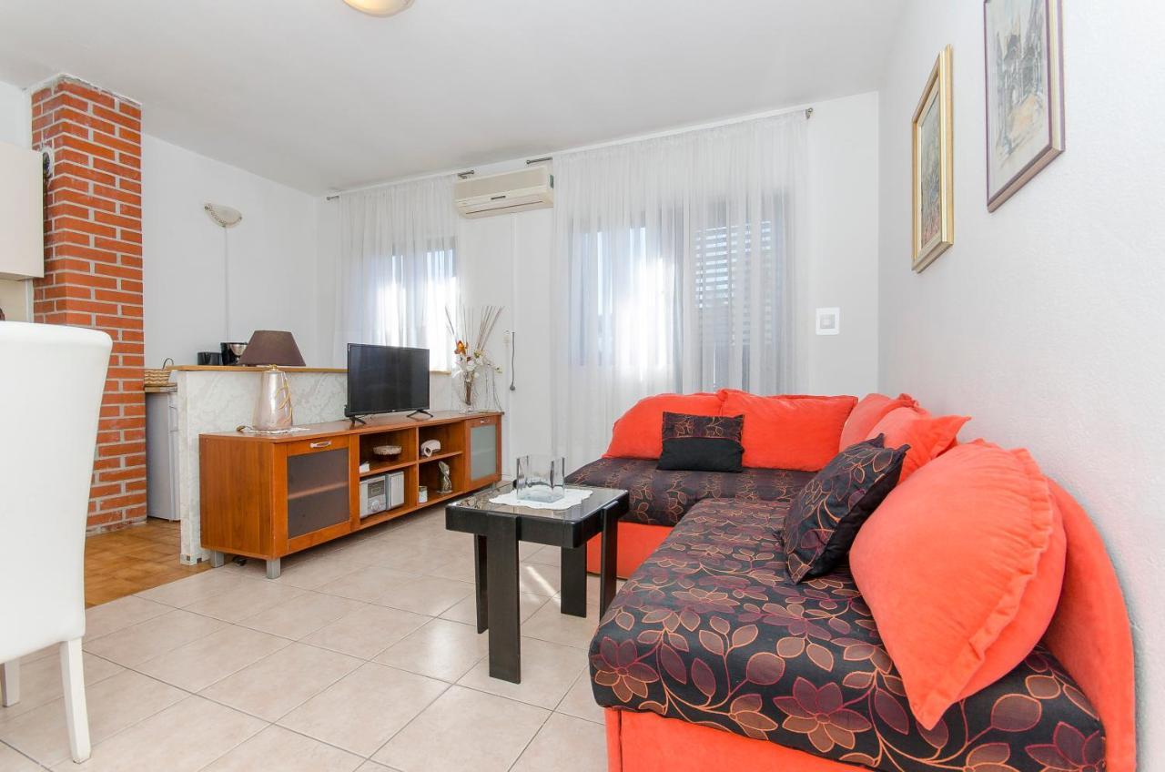 Apartments Derado Supetar Kültér fotó